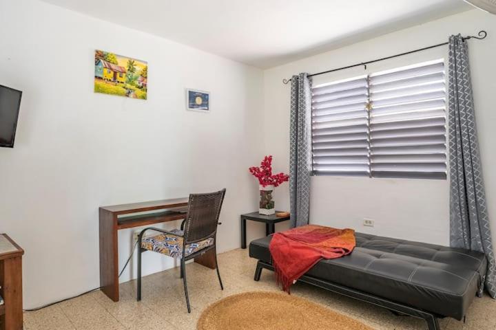 Ancella'S Garden Apartment-Beach-5Min Drive, 1 Hr Montego Bay, 25 Mins Ocho Rios, Continental Breakfast Runaway Bay Eksteriør bilde